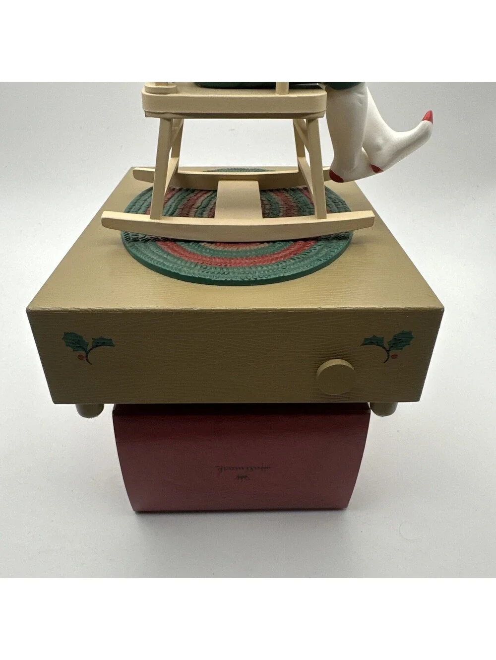 Hallmark Vtg. Santa’s List Rocker Wind Up Stocking Holder